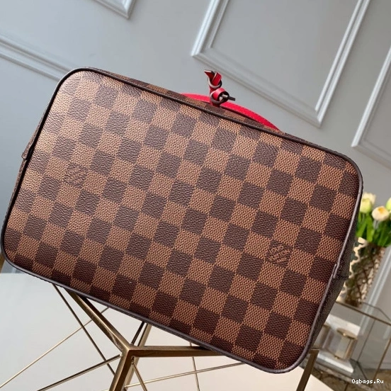 NÉONOÉ LOUIS VUITTON 1225